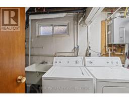 27 Oakmeadow Boulevard, Toronto, ON M1E4G3 Photo 34