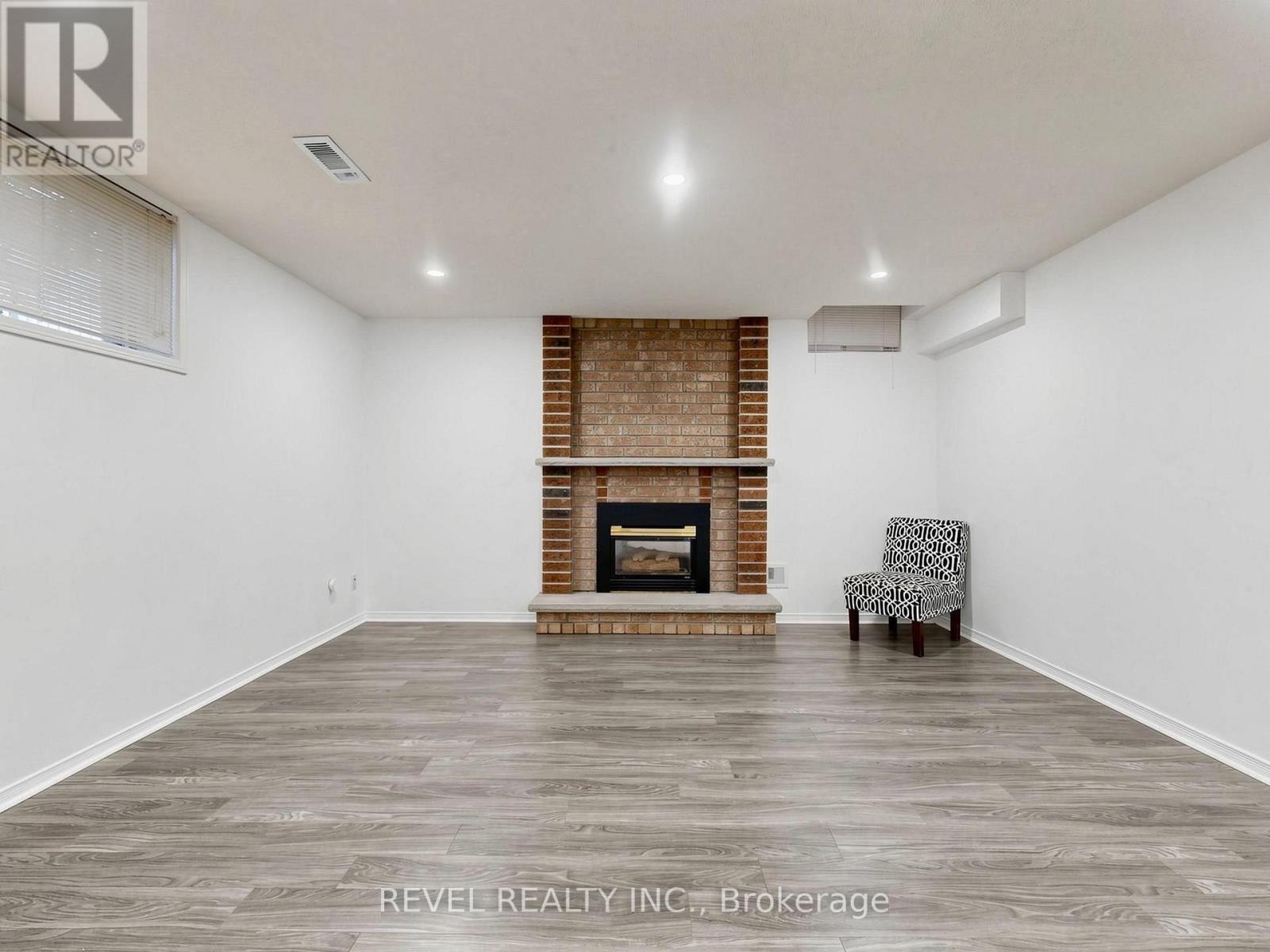 Lower- 831 Regal Crescent, Pickering, ON photo 17