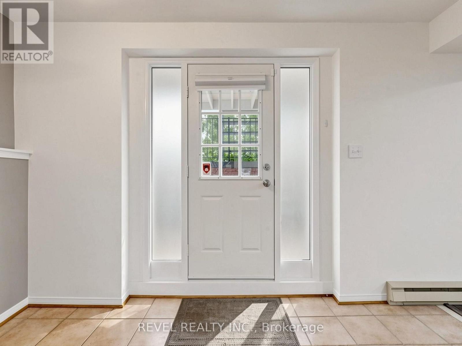 Lower- 831 Regal Crescent, Pickering, ON photo 8