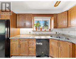 Kitchen - 4 Multiflora Place, Markham, ON L3T2W5 Photo 8