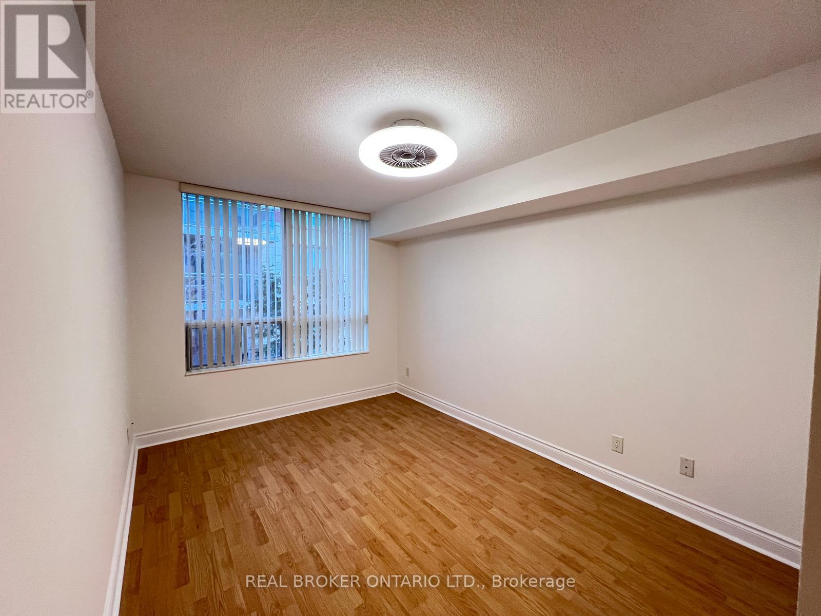 310- 88 Times Avenue, Markham, ON photo 6
