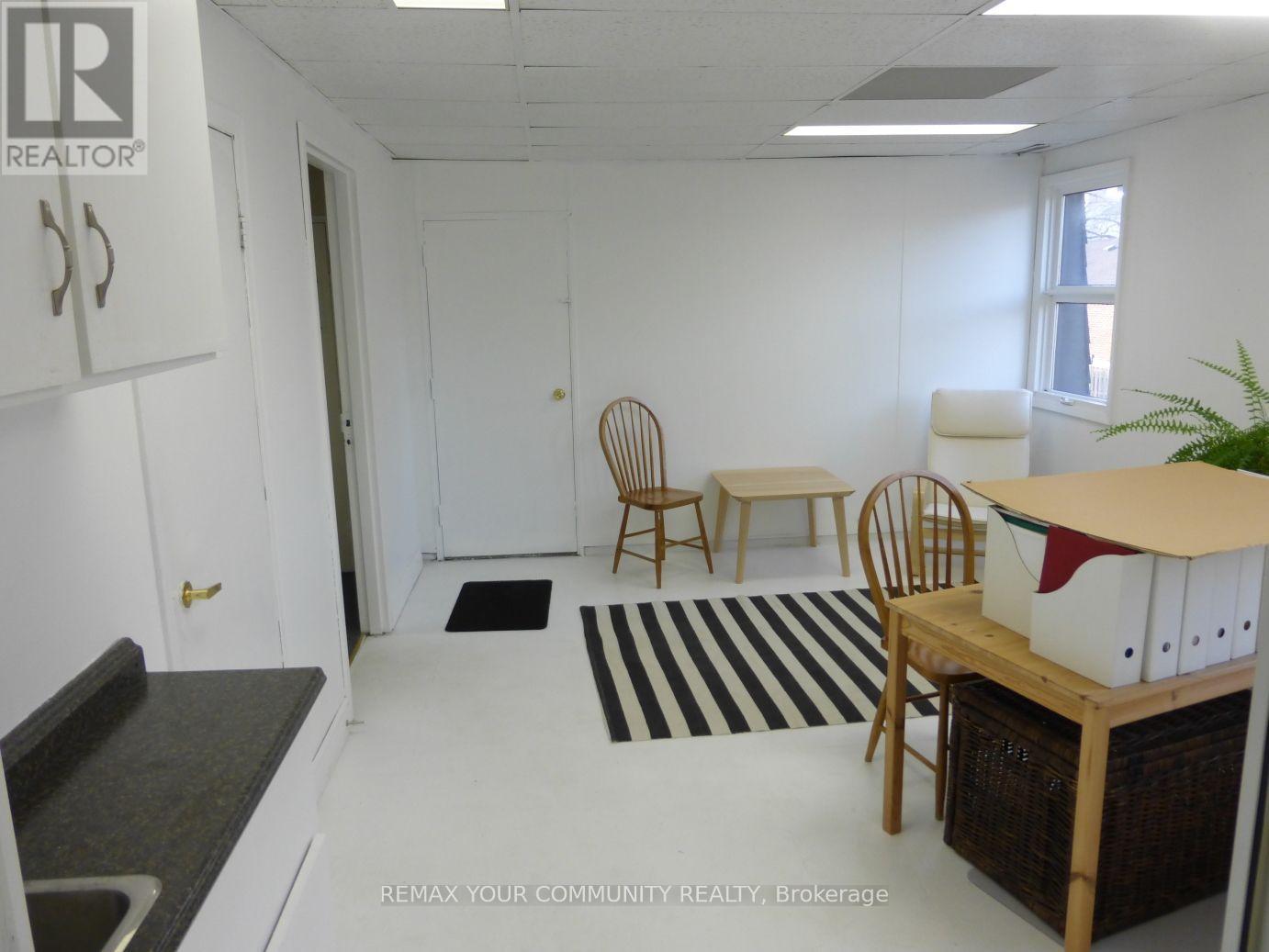 6060 Highway 7 East — photo 25