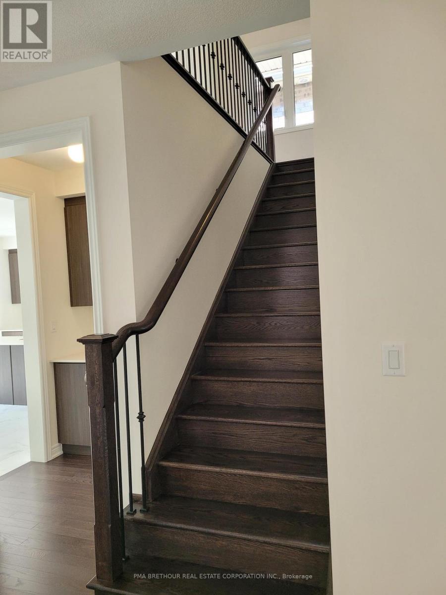 147 DOVEDALE DRIVE - 9