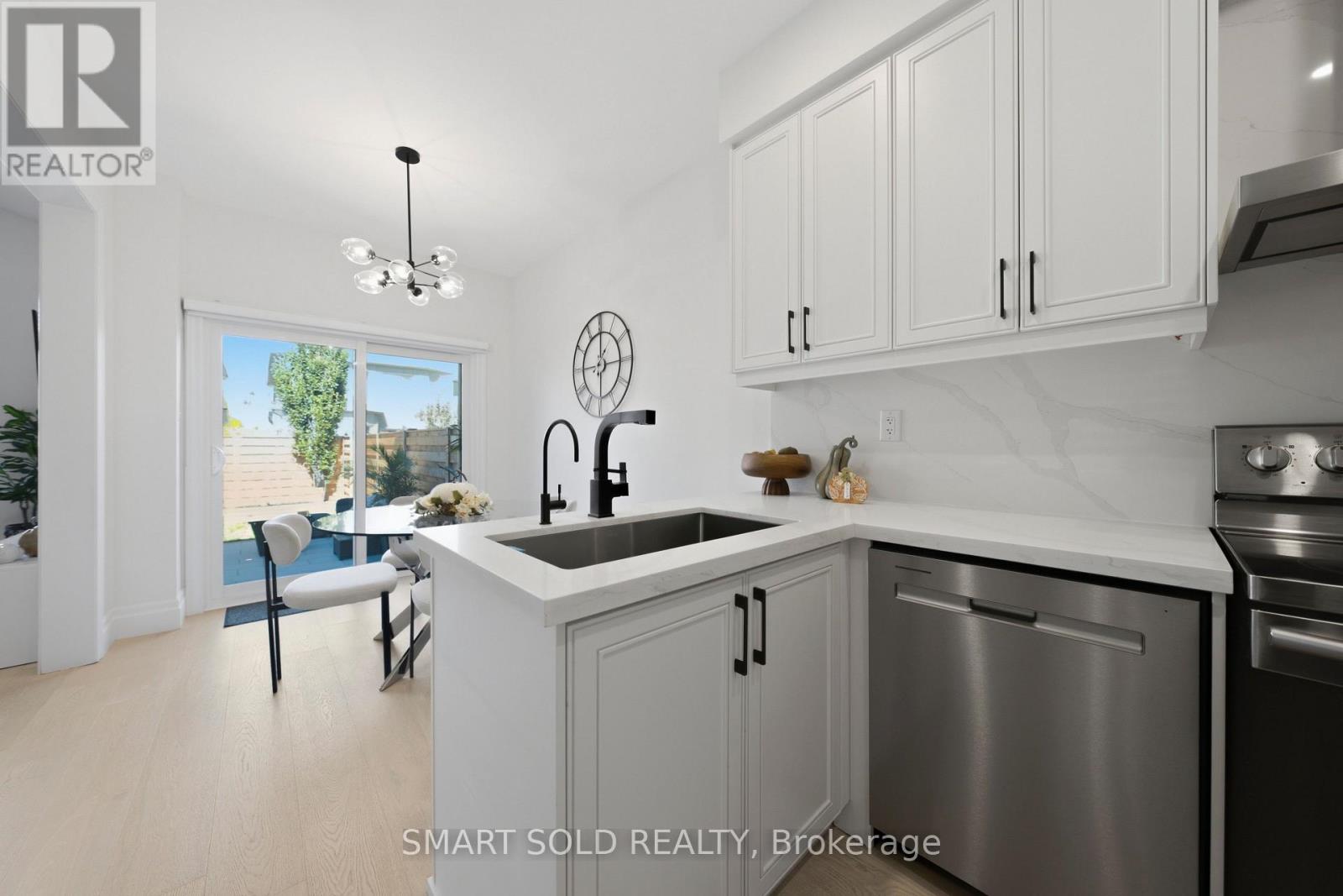 24 ANDES CRESCENT - 6