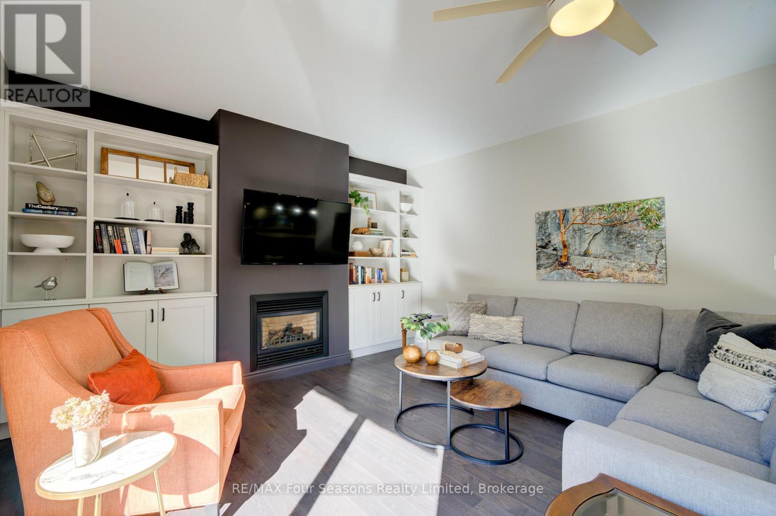 212 PEARSON STREET - 22