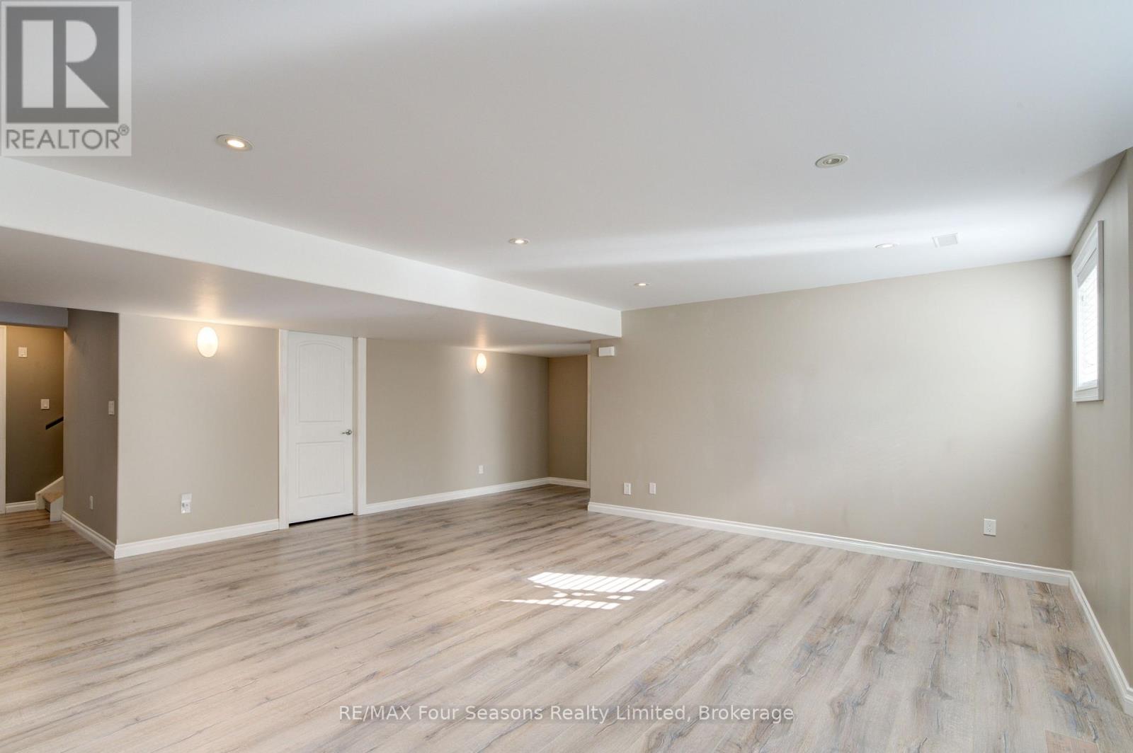 212 PEARSON STREET - 34