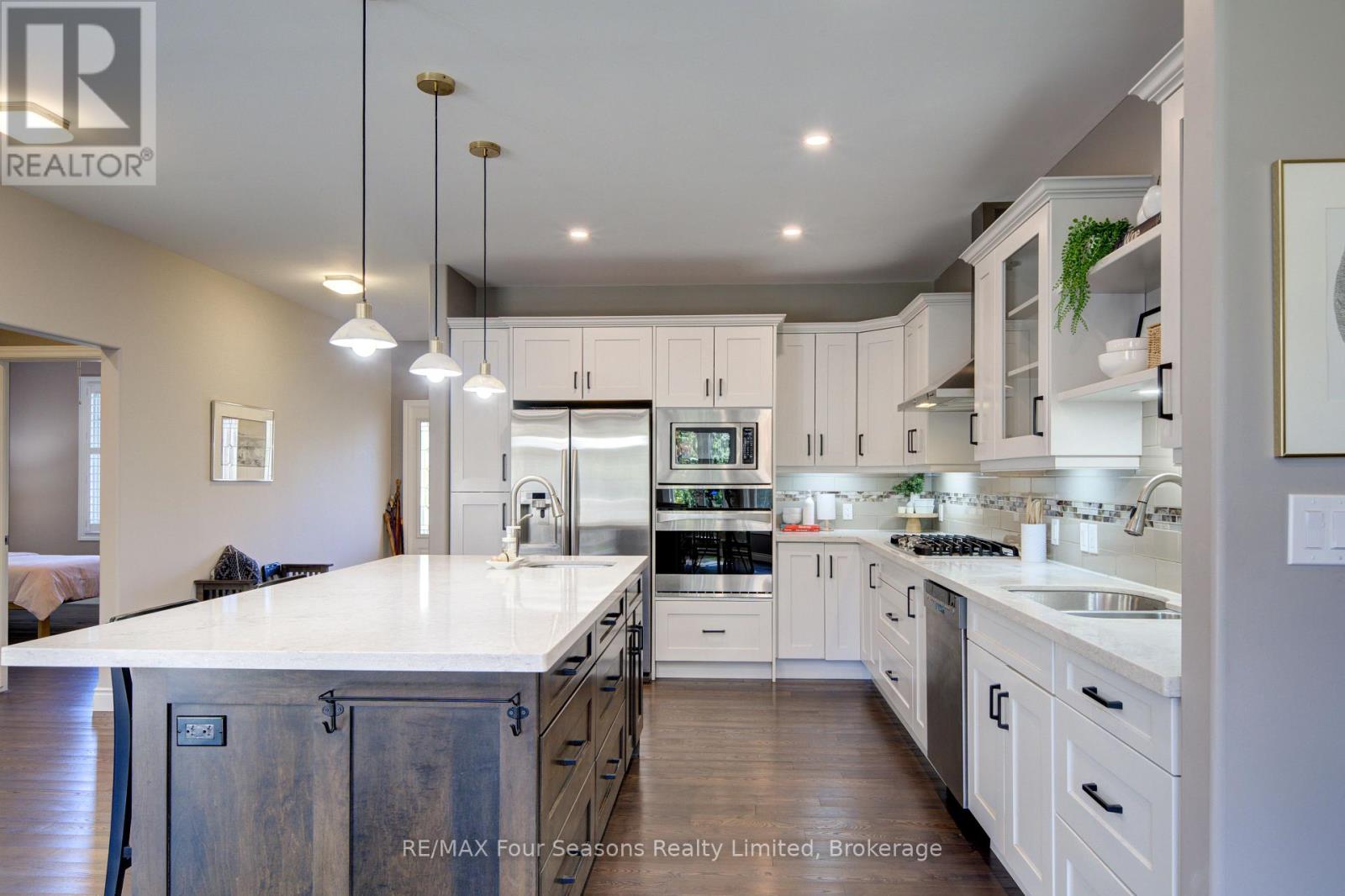 212 PEARSON STREET - 9