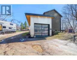 160 Duckworth Street, Barrie, ON L4M3W4 Photo 28