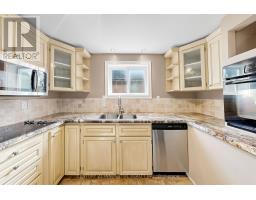59 Manitoba Street, Toronto, ON M8Y1E1 Photo 10