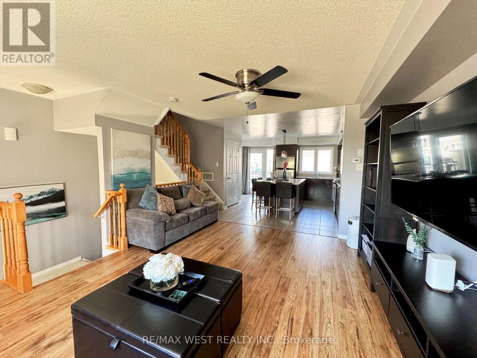 136- 60 Fairwood Circle, Brampton, ON photo 7