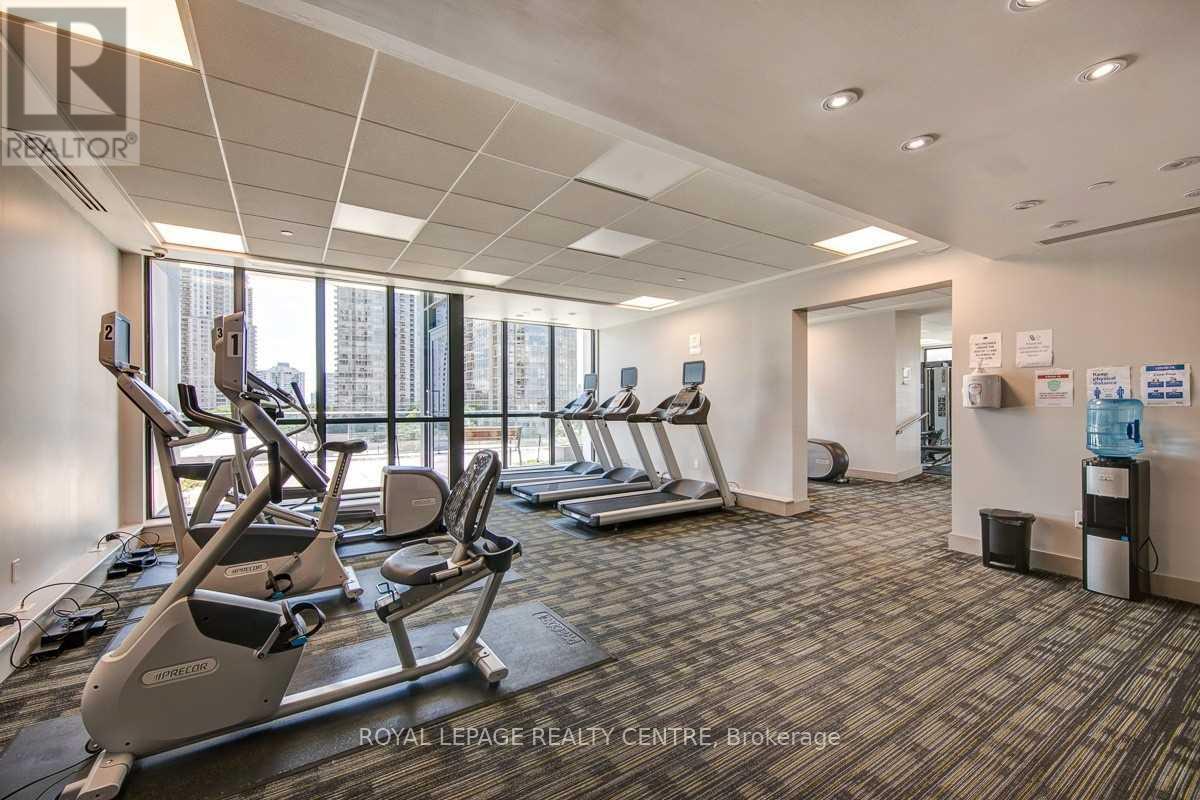 55 Eglinton Avenue West — photo 14