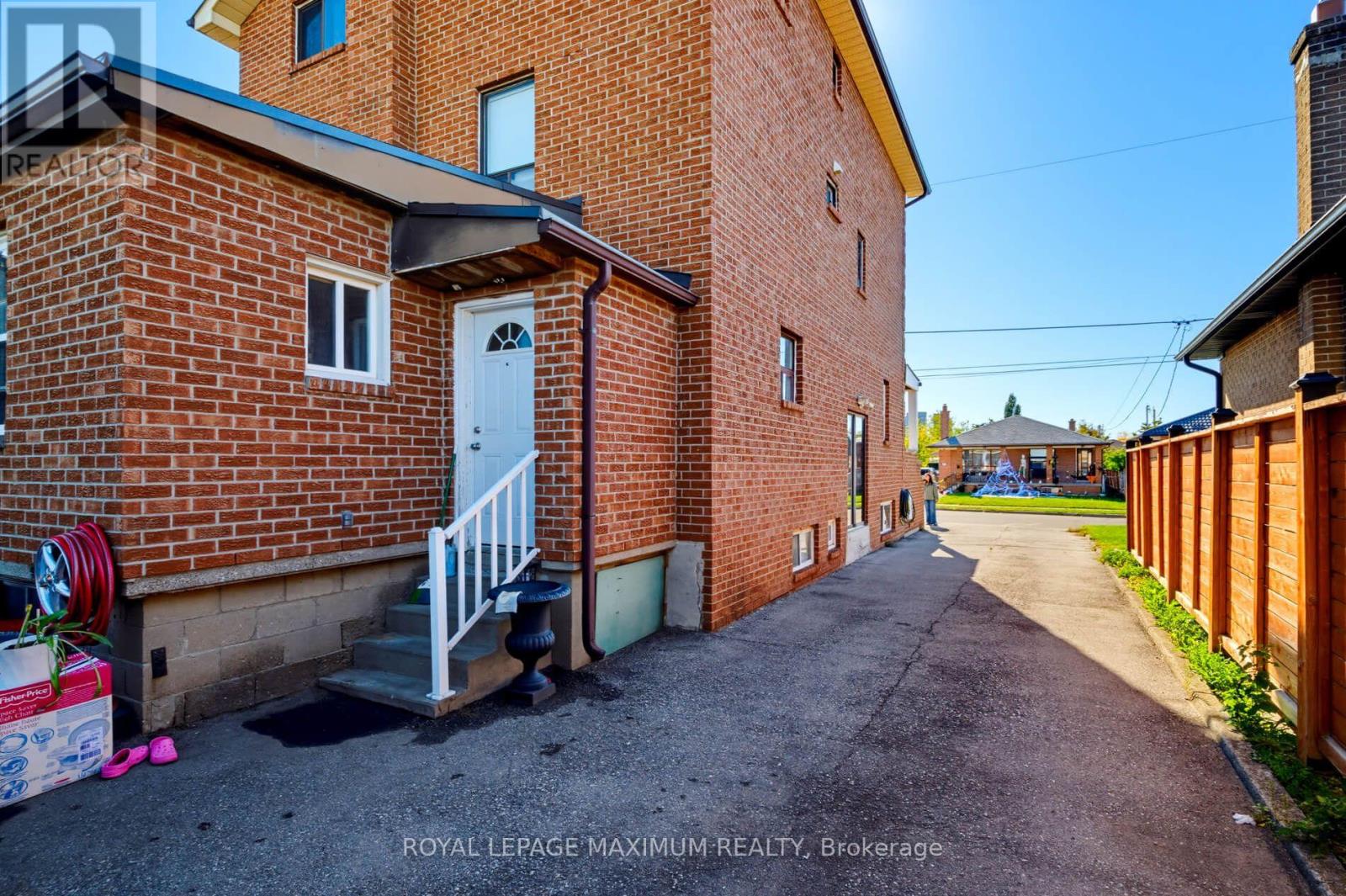 84 Gilley Road, Toronto, ON photo 19