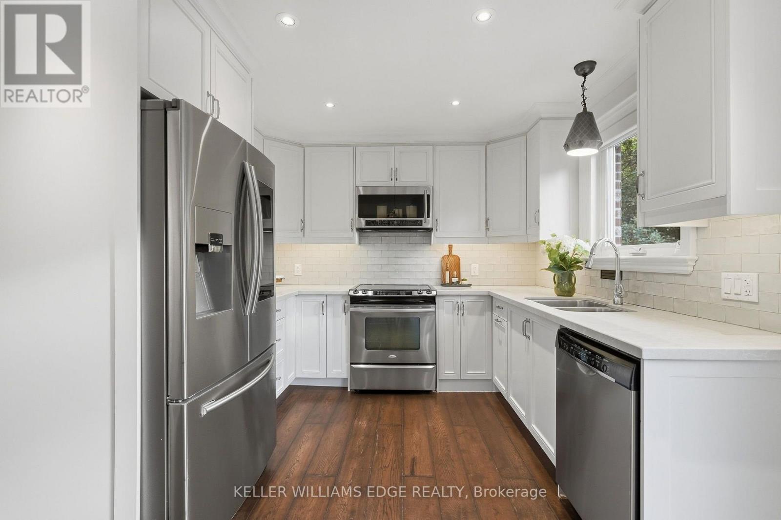 706 Brentwood Drive, Burlington, ON photo 14