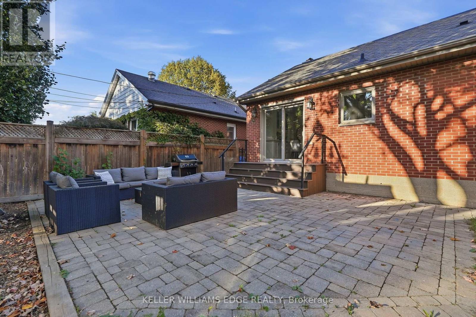 706 Brentwood Drive, Burlington, ON photo 40