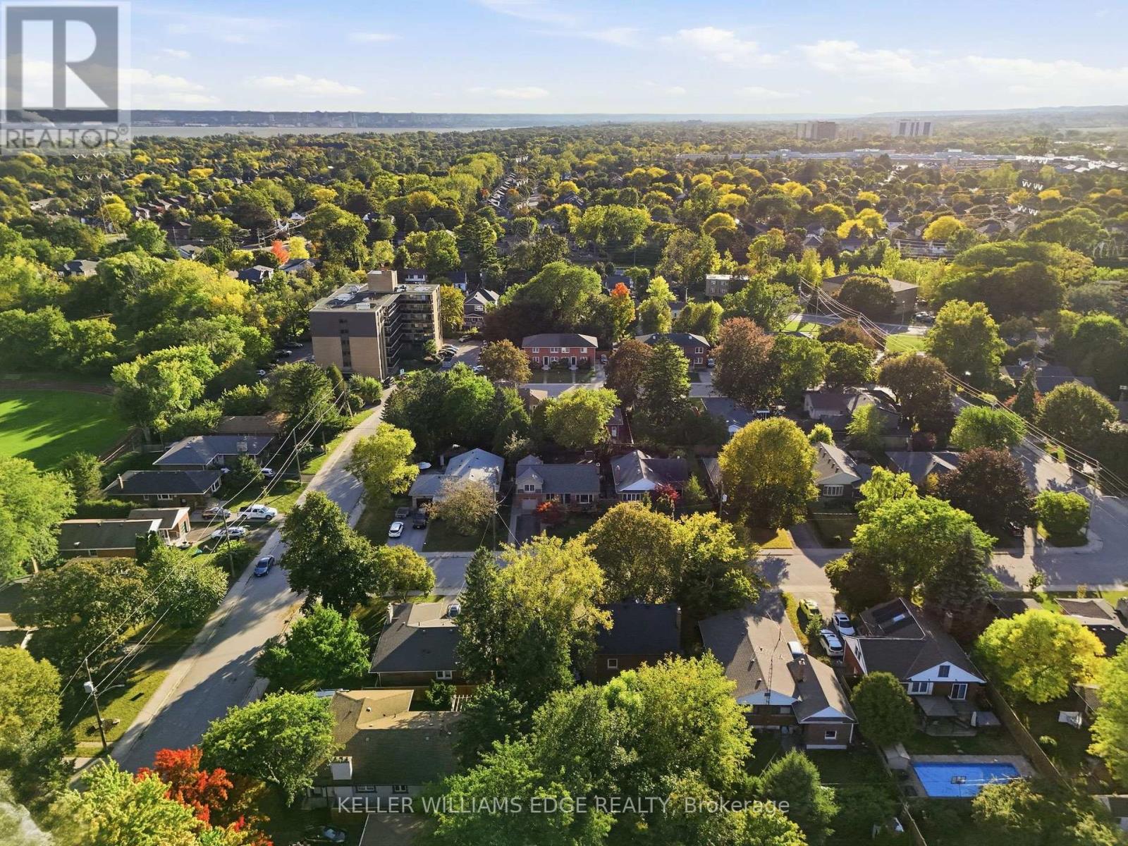 706 Brentwood Drive, Burlington, ON photo 44