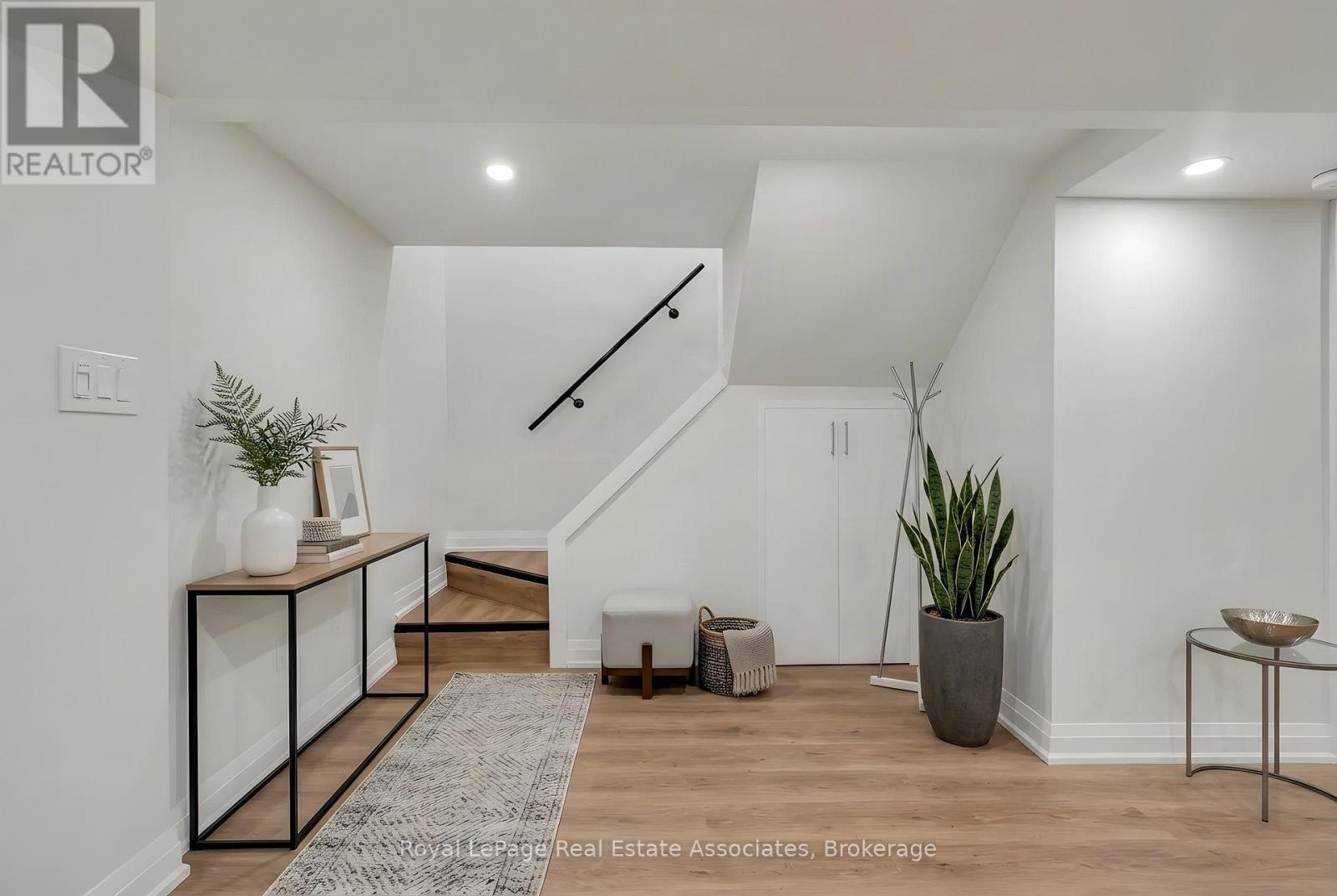 2086 BRIDGE ROAD - Image 23