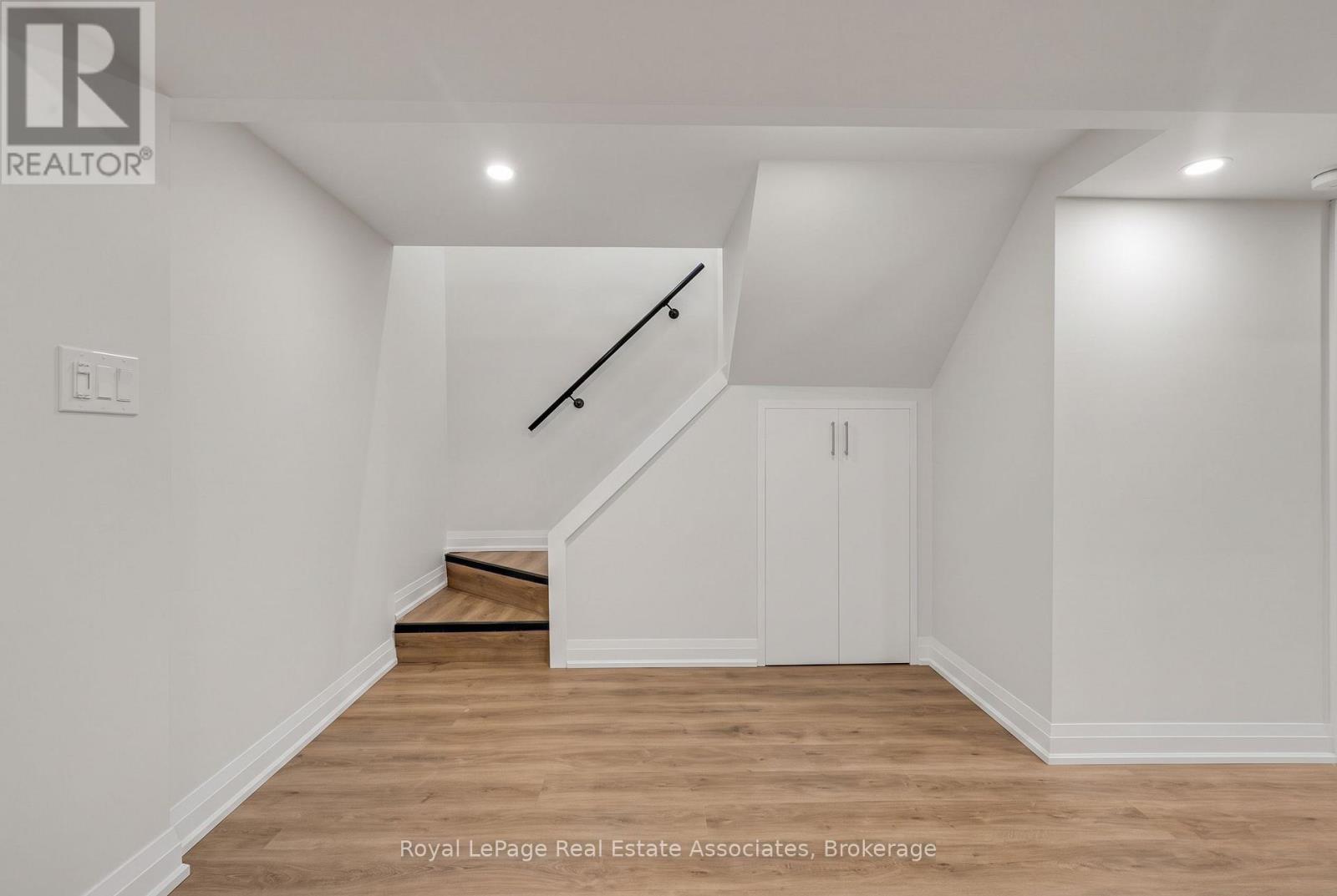 2086 BRIDGE ROAD - Image 24