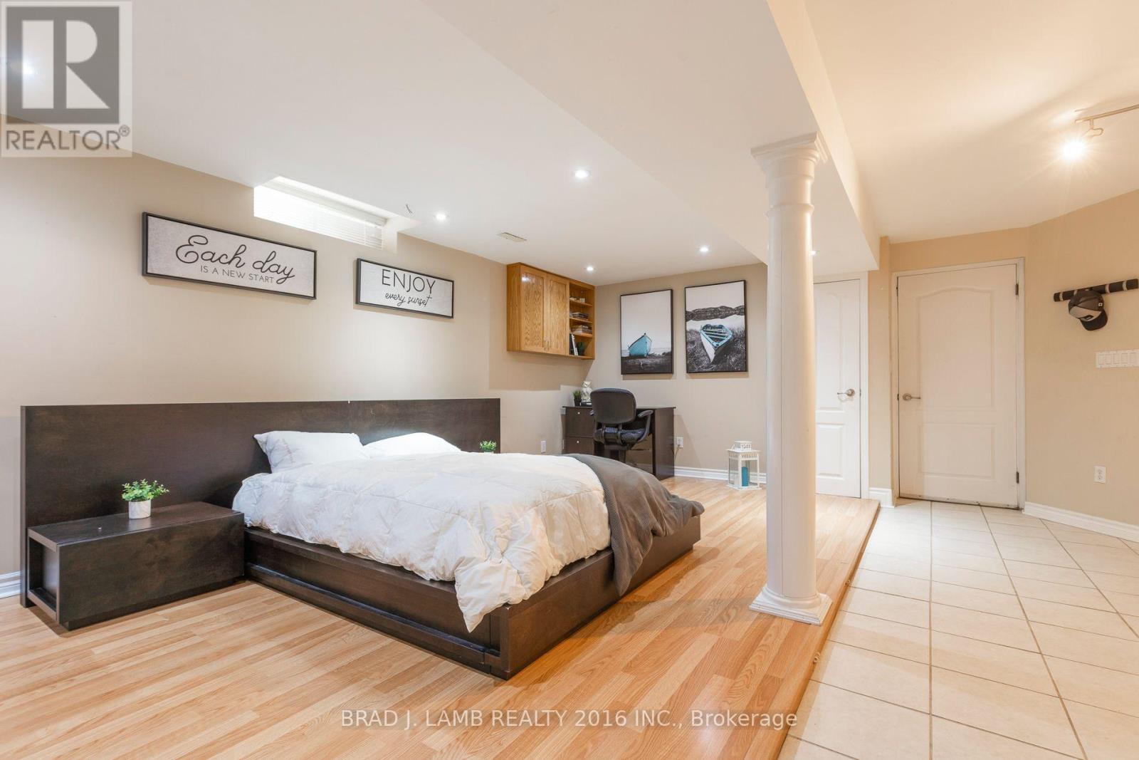 8 Burnley Place, Brampton, ON photo 21