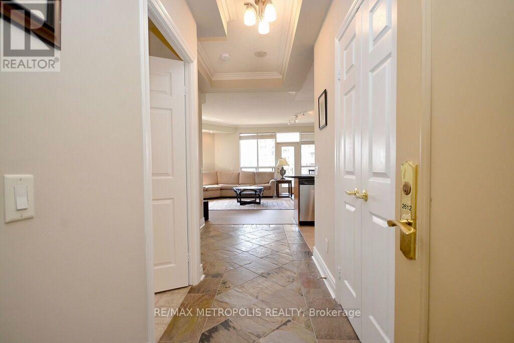 25 Kingsbridge Garden Circle — photo 4