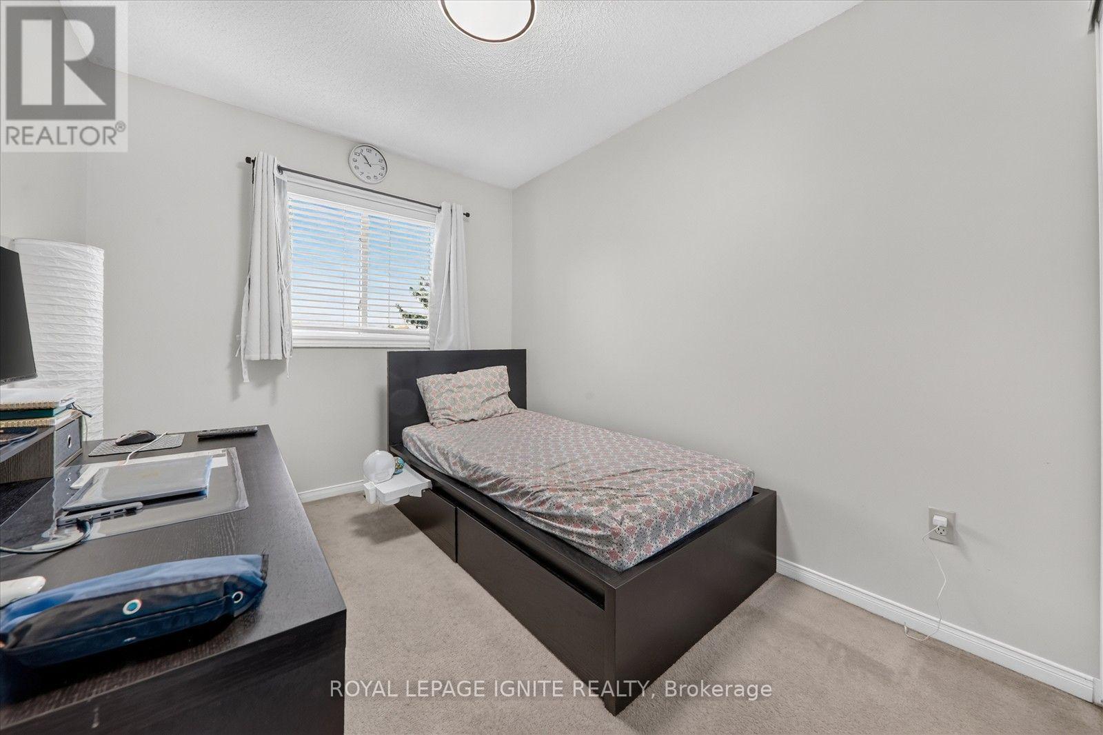 2 Sir Lou Drive — photo 22