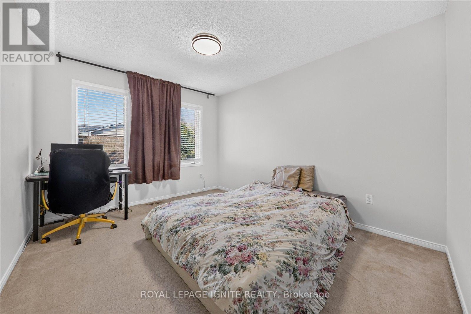 2 Sir Lou Drive — photo 24