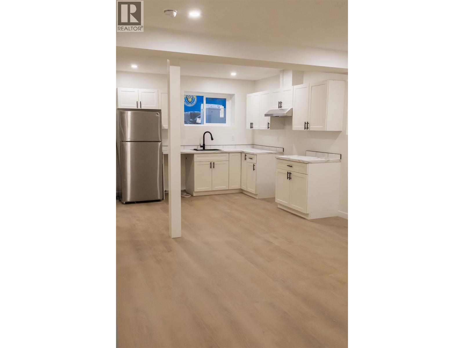 2260 VICTORIA STREET - 2