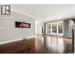 4pc Bathroom - 2928 19th Avenue, Regina, SK S4T1X5 Photo 10