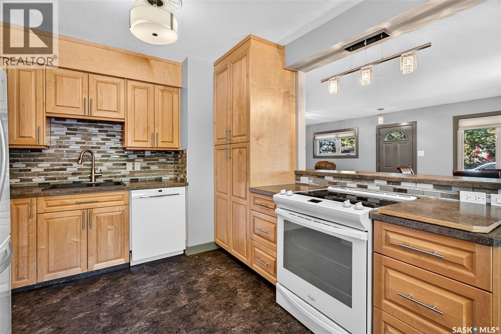 1245 Brown STREET, Moose Jaw — photo 23