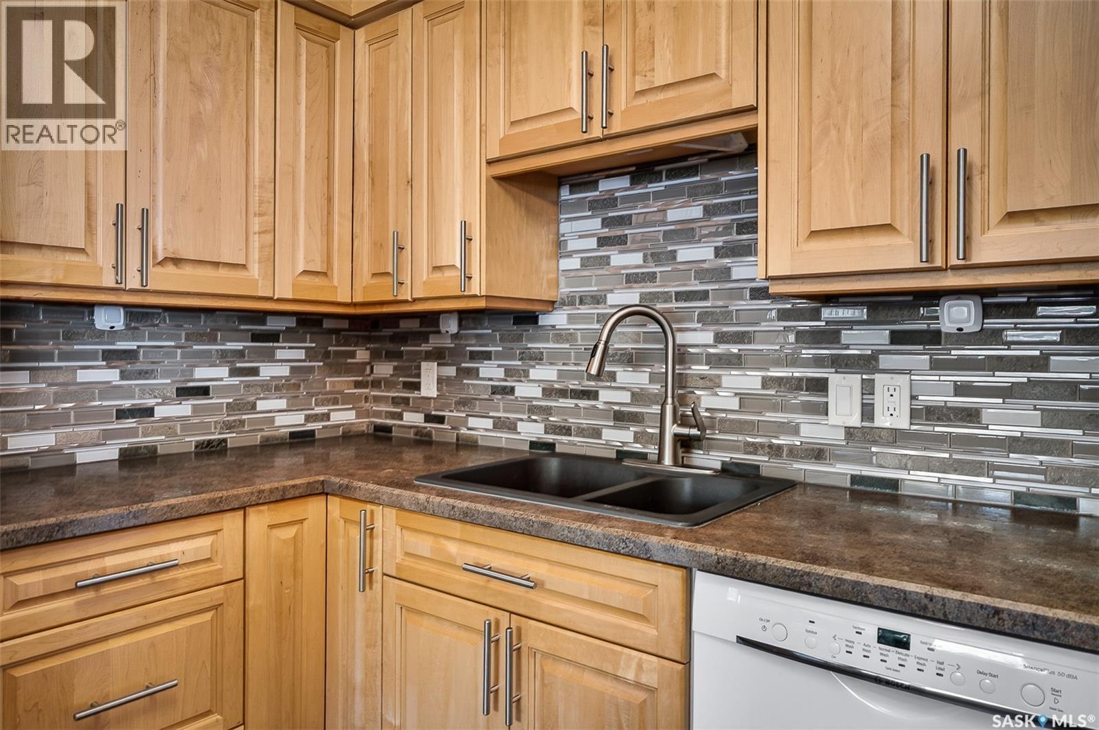 1245 Brown STREET - 24