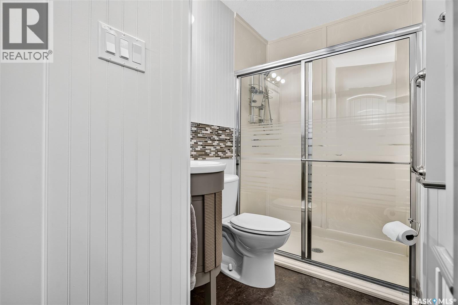1245 Brown STREET - 33