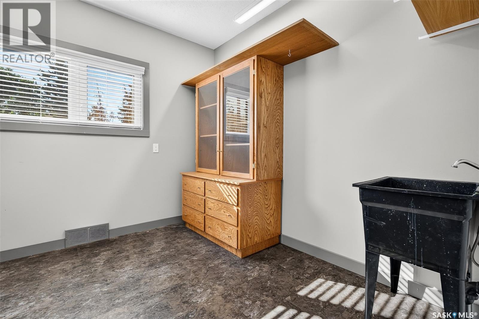 1245 Brown STREET - 51