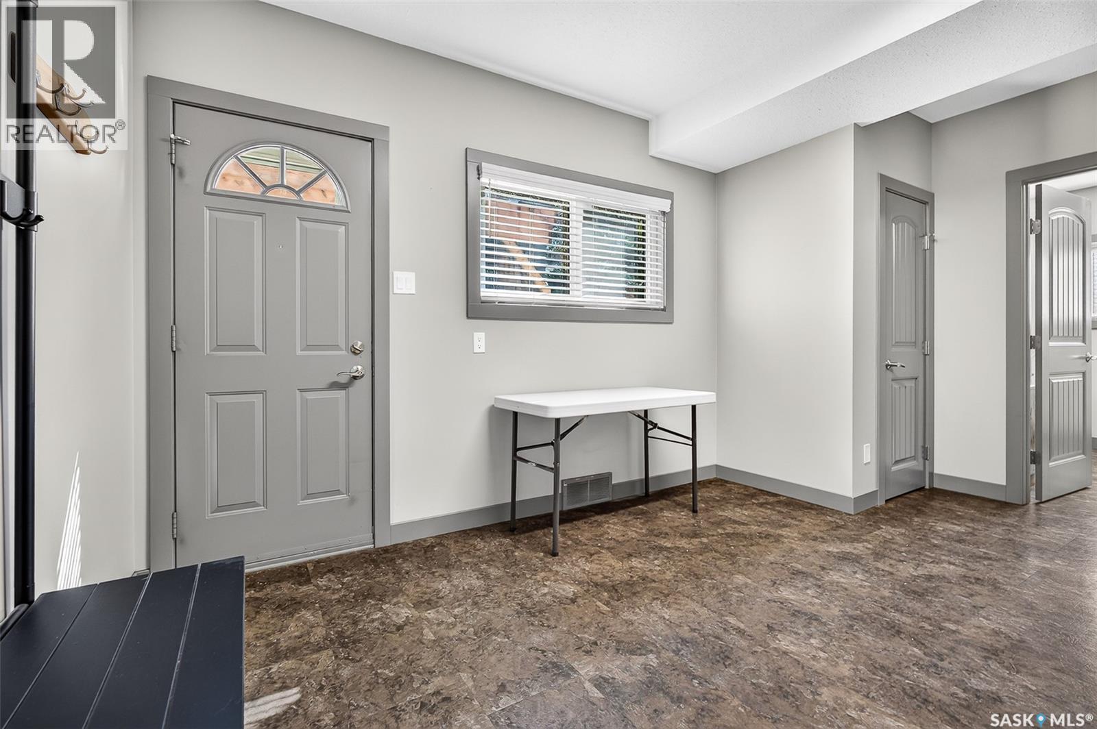 1245 Brown STREET - 53