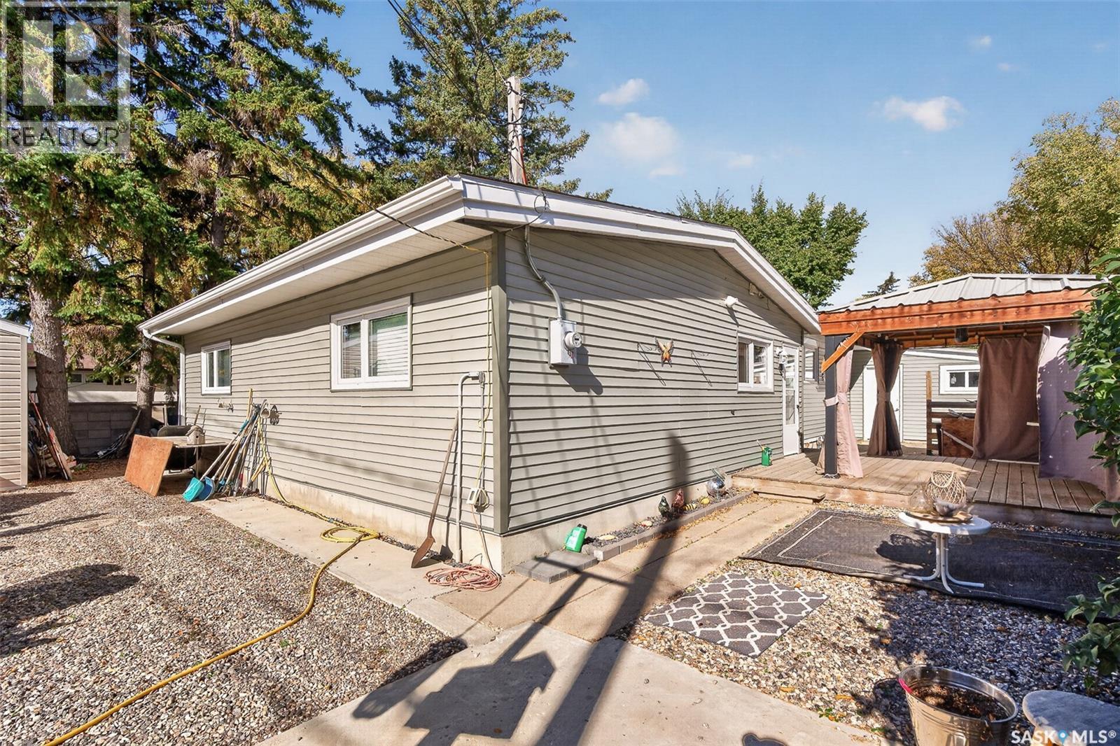 1245 Brown STREET - 74