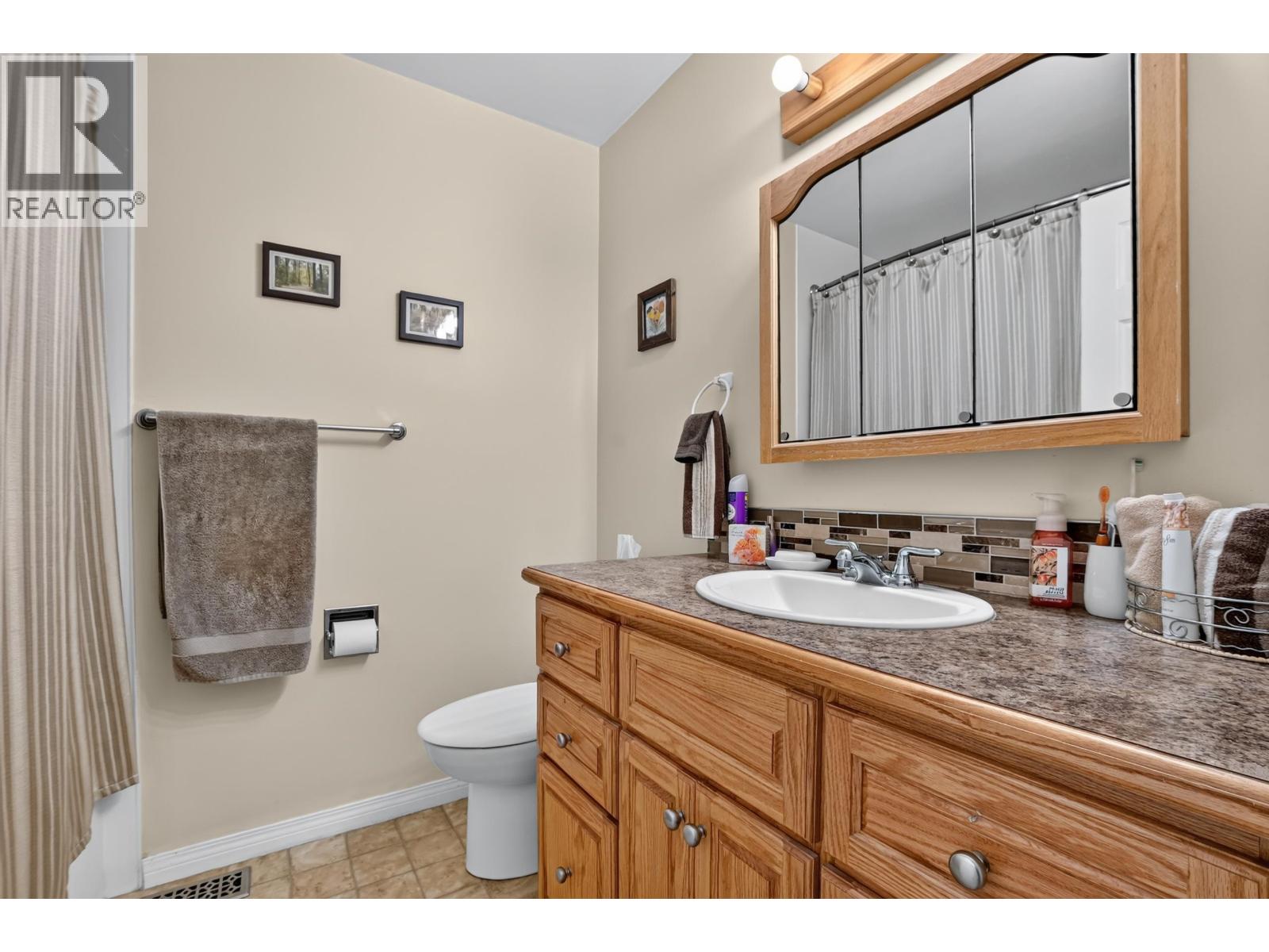 4203 CARRIER AVENUE - 20