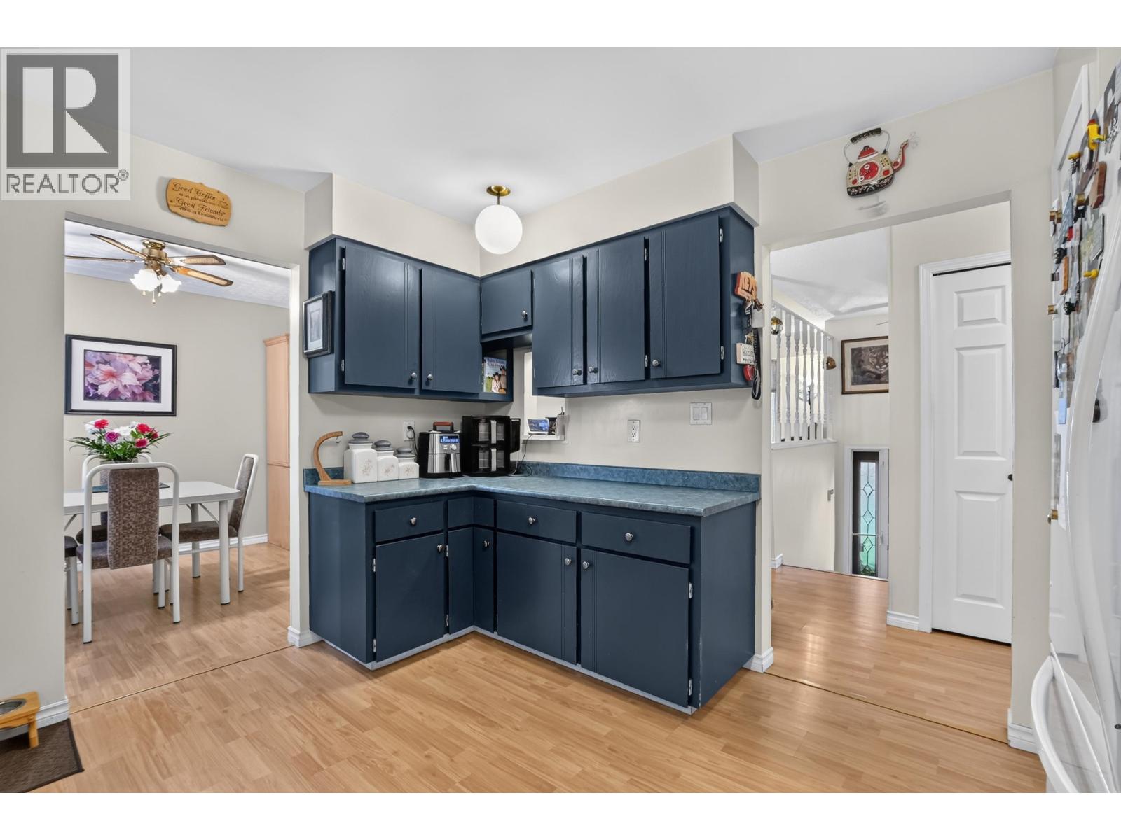4203 CARRIER AVENUE - 12