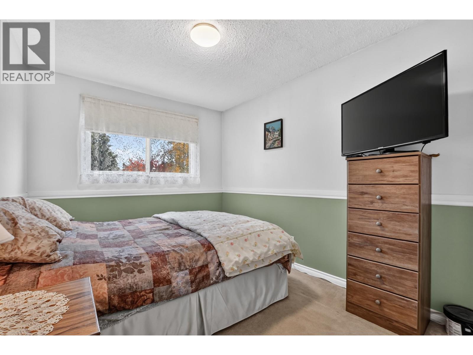 4203 CARRIER AVENUE - 18