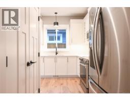 Kitchen - B 2317 Mcdonald Rd, Comox, BC V9M0C8 Photo 6