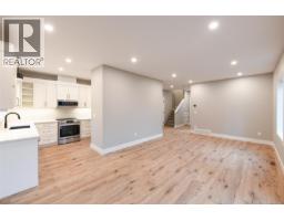 Patio - B 2317 Mcdonald Rd, Comox, BC V9M0C8 Photo 7