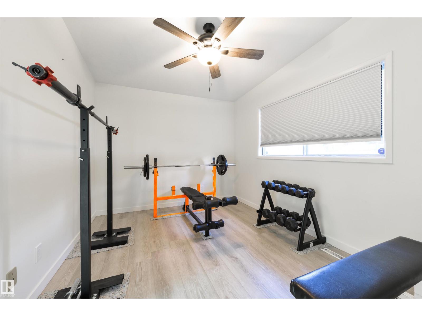 24 VALLEYVIEW CR NW - 19