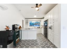 24 Valleyview Cr Nw, Edmonton, AB T5R5S4 Photo 11