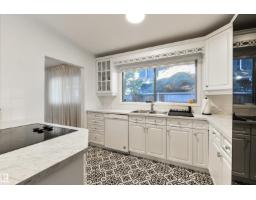 24 Valleyview Cr Nw, Edmonton, AB T5R5S4 Photo 12