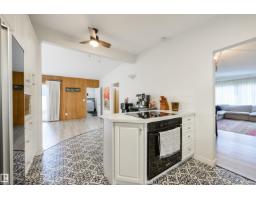 24 Valleyview Cr Nw, Edmonton, AB T5R5S4 Photo 13