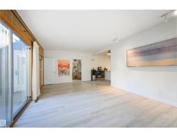 24 Valleyview Cr Nw, Edmonton, AB T5R5S4 Photo 16
