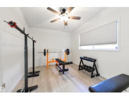 24 Valleyview Cr Nw, Edmonton, AB T5R5S4 Photo 19