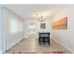 24 Valleyview Cr Nw, Edmonton, AB T5R5S4 Photo 9