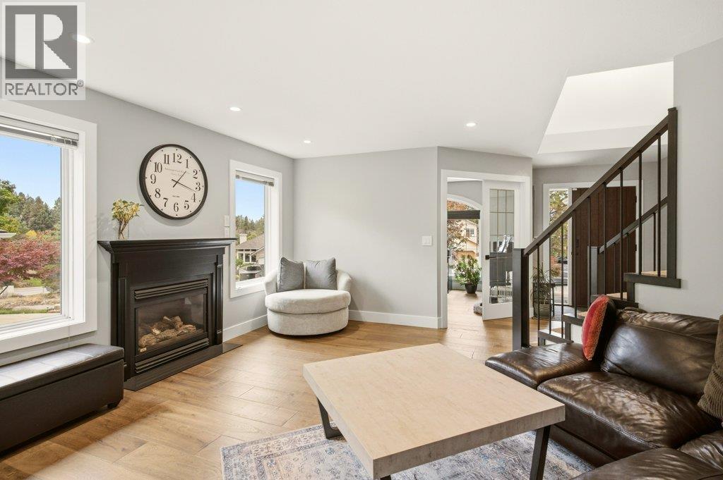 2097 Lillooet Crescent - 4