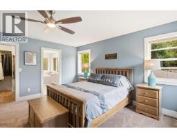 2097 Lillooet Crescent, Kelowna, BC V1V1Y2 Photo 22