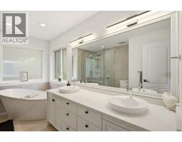 2097 Lillooet Crescent, Kelowna, BC V1V1Y2 Photo 25