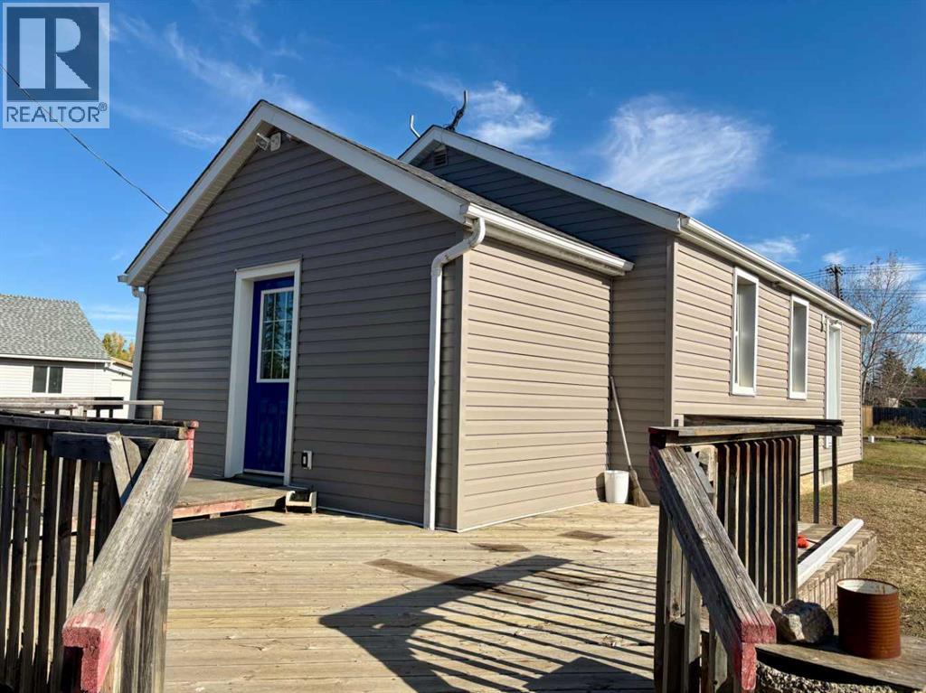 Photo of 5123 47 Street, Mannville