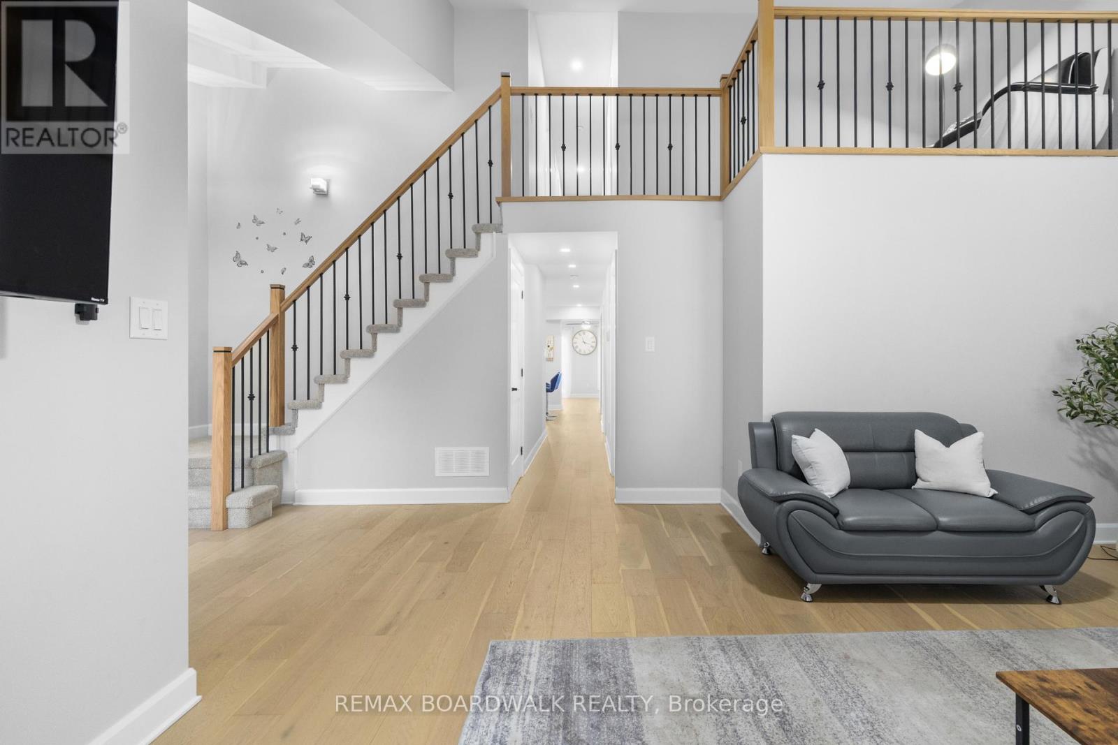 1312 BAYVIEW DRIVE - 12